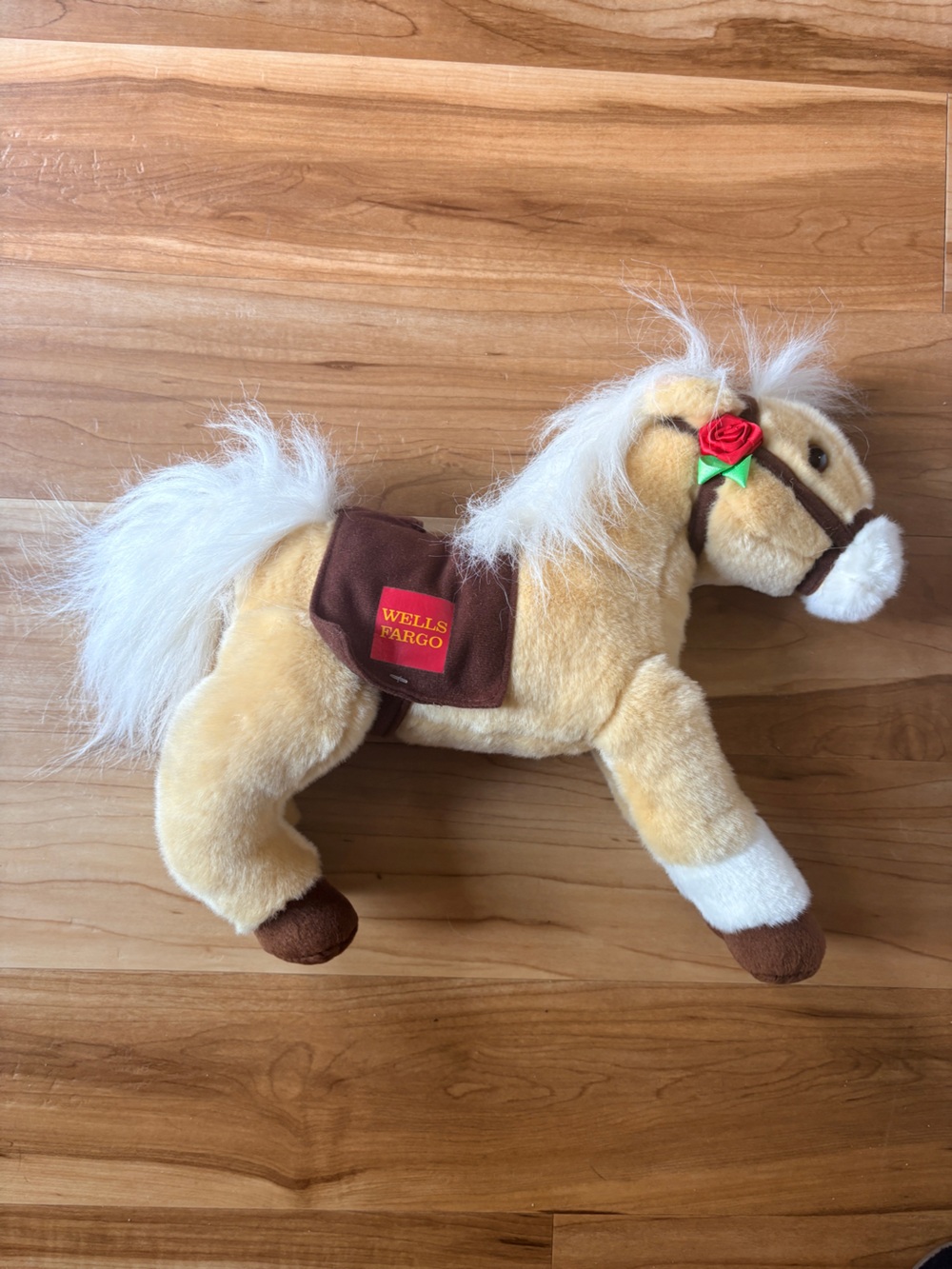 Lightening a Limited Edition Well’s Fargo Rose Parade Pony from 2010